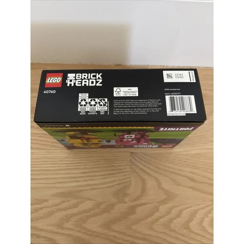 LEGO Brickheadz Fortnite Adventure Peely (271) & Cuddle Team Leader (270) #40760